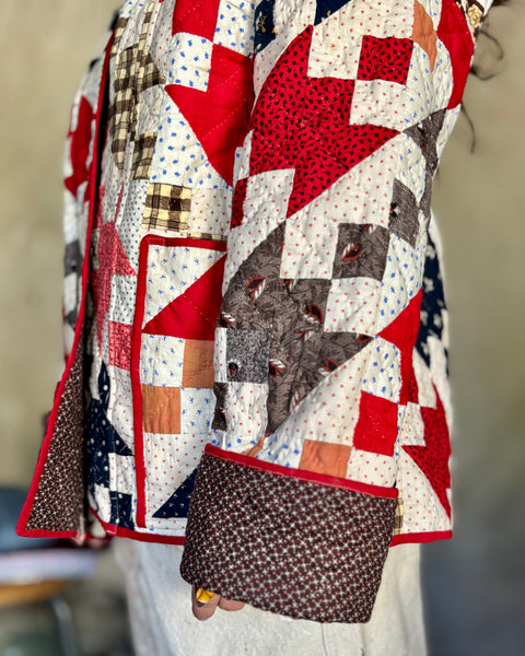 Light weight geo and ditsy quilted jacket