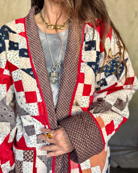 Light weight geo and ditsy quilted jacket